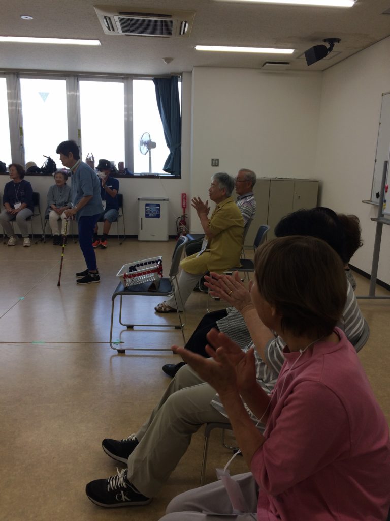 ナイスプレーに沸き上がる拍手